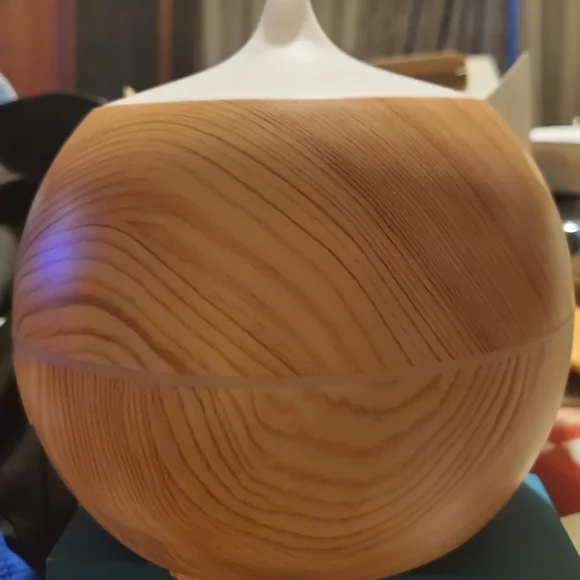 Bluetooth Oil Diffuser by Artnaturals - Picture 3 of 5